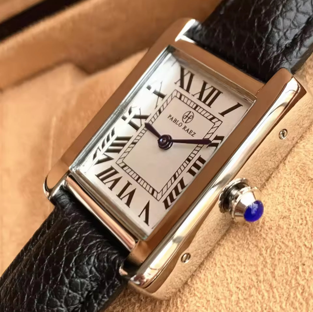 women watch PABLO RAEZ